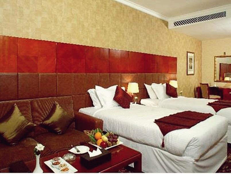 Shaza Regency Plaza Al Madinah Hotel Medina Luaran gambar A room at the hotel
