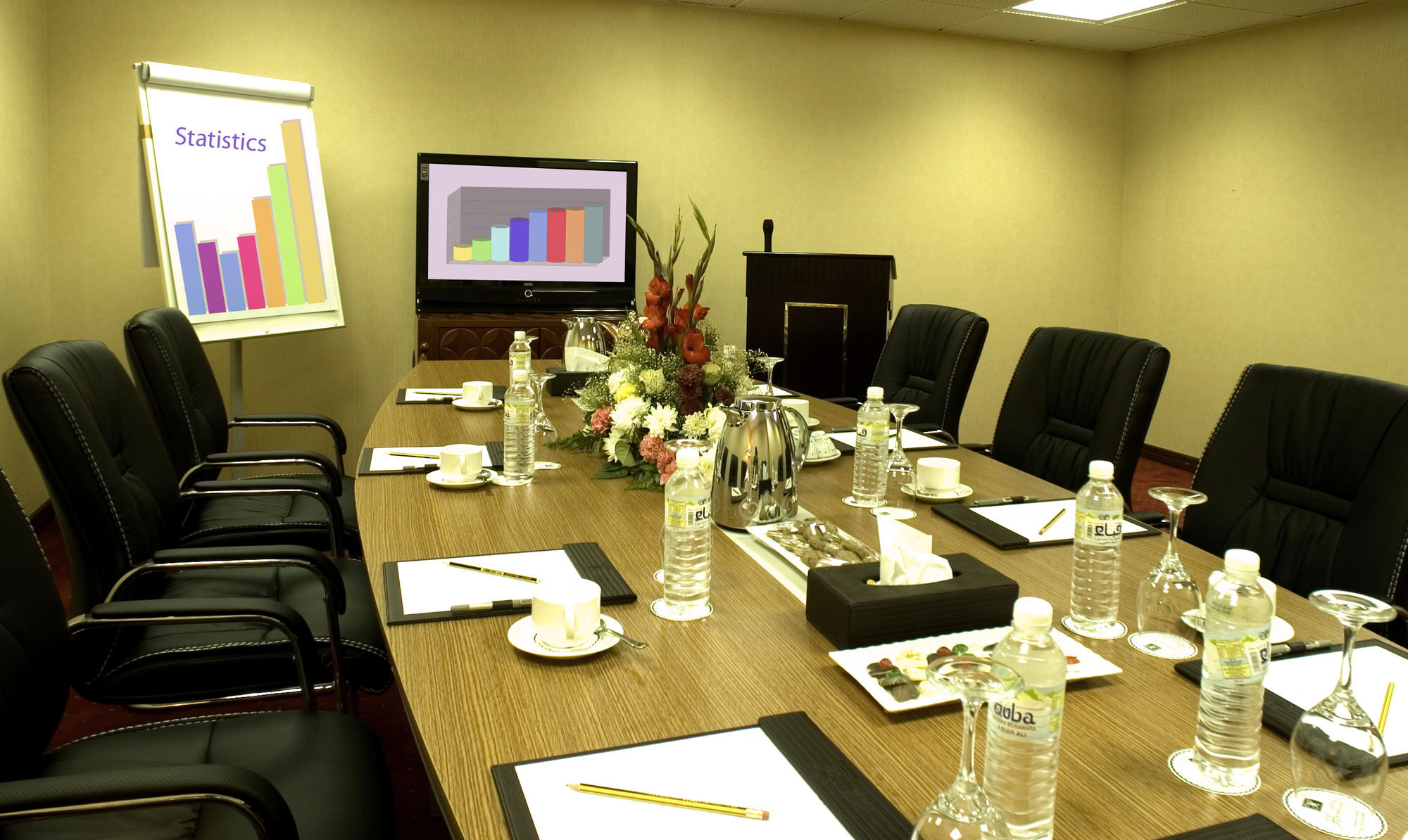 Shaza Regency Plaza Al Madinah Hotel Medina Luaran gambar A meeting room